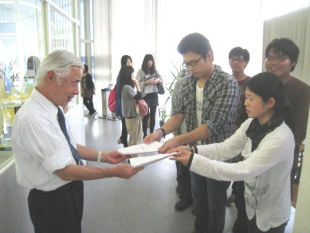 f:id:bunseki:20110613165259j:image,W250