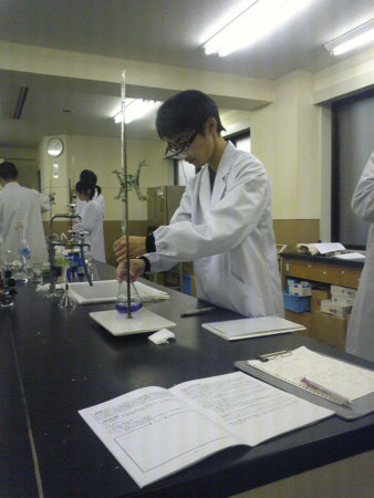 f:id:bunseki:20111127160700j:image,w200