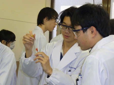 f:id:bunseki:20111215135324j:image:w360