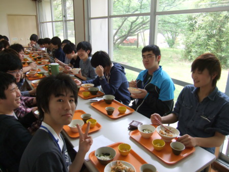 f:id:bunseki:20120426085533j:image:w360