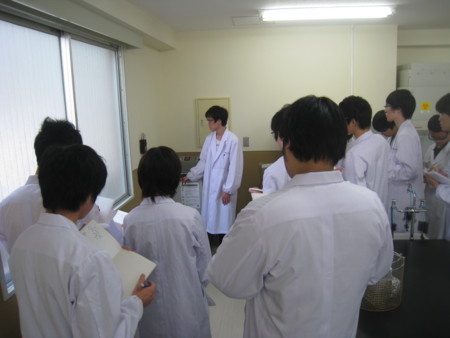 f:id:bunseki:20120501104653j:image:w360