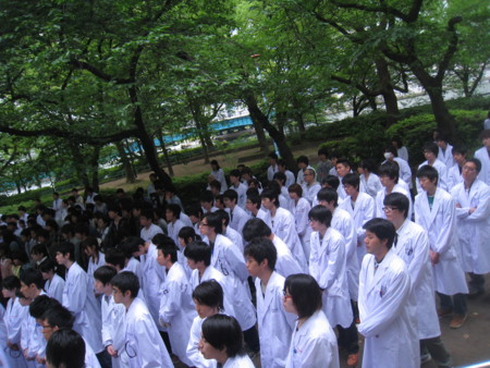 f:id:bunseki:20120515114933j:image,w250