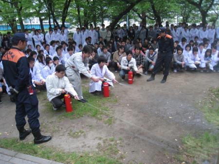 f:id:bunseki:20120515120850j:image,w250
