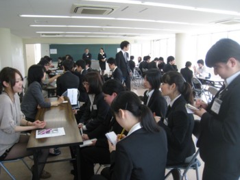 f:id:bunseki:20120519105307j:image:w360