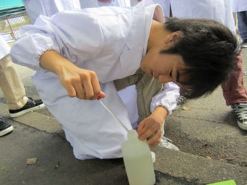 f:id:bunseki:20120622230656j:image:w360