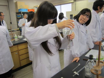 f:id:bunseki:20121215225853j:image:w360