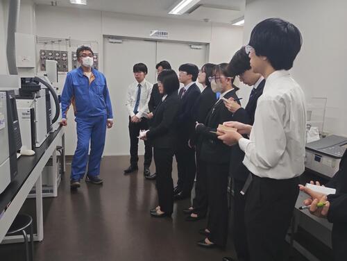 e90e072215223d154f378320255971fdc02d3c4b (1).jpg