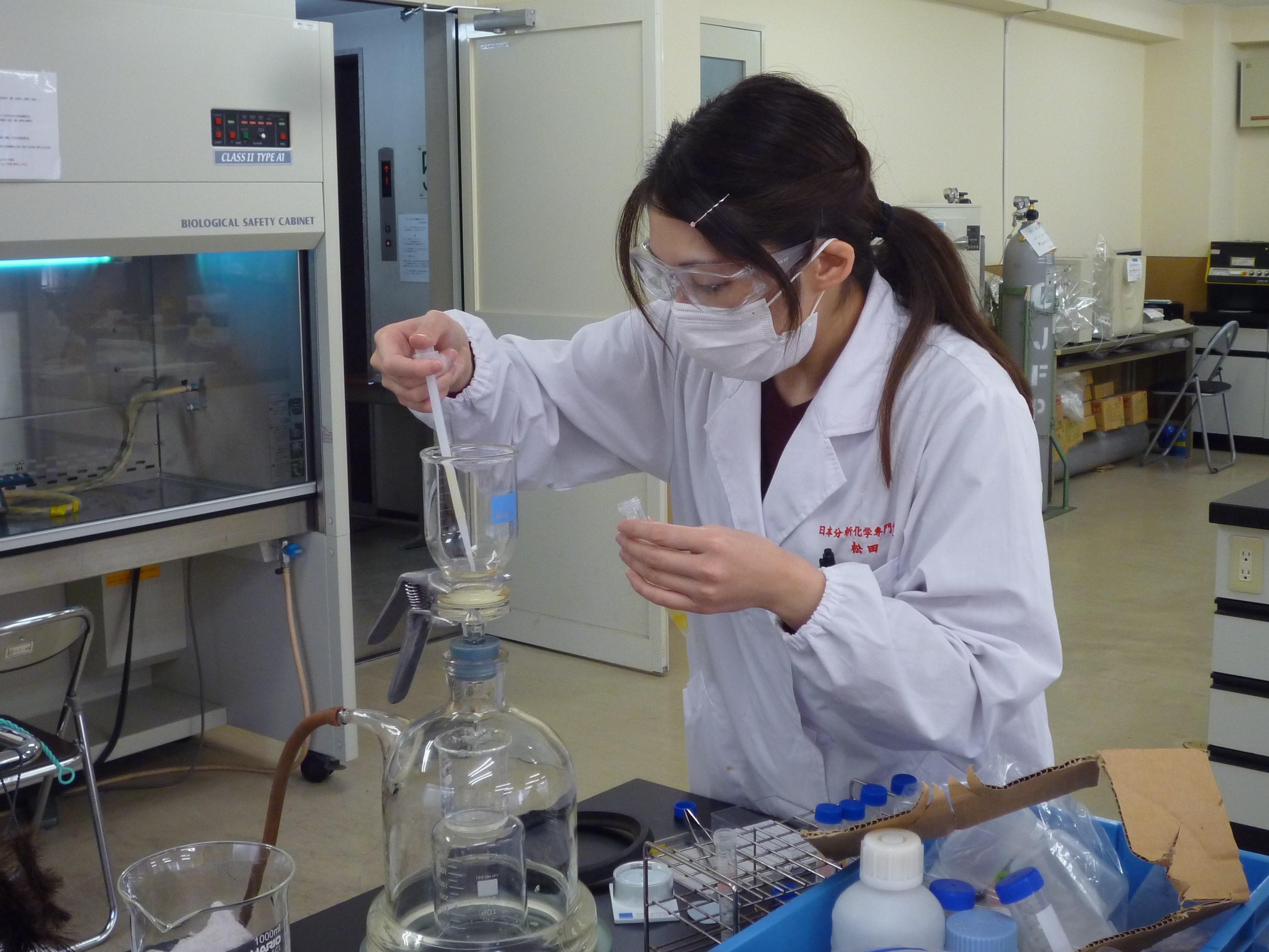 土 日開講 化学分析学科 化学もバイオも技術を磨く せんせのブログ 日本分析化学専門学校